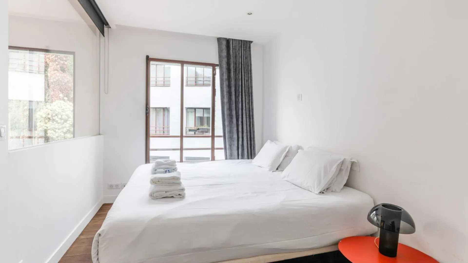 Bastille - Elegant Duplex Loft -6P Paris 0*,  France